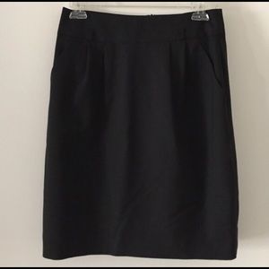 TRINA TURK Black Pencil skit size 2